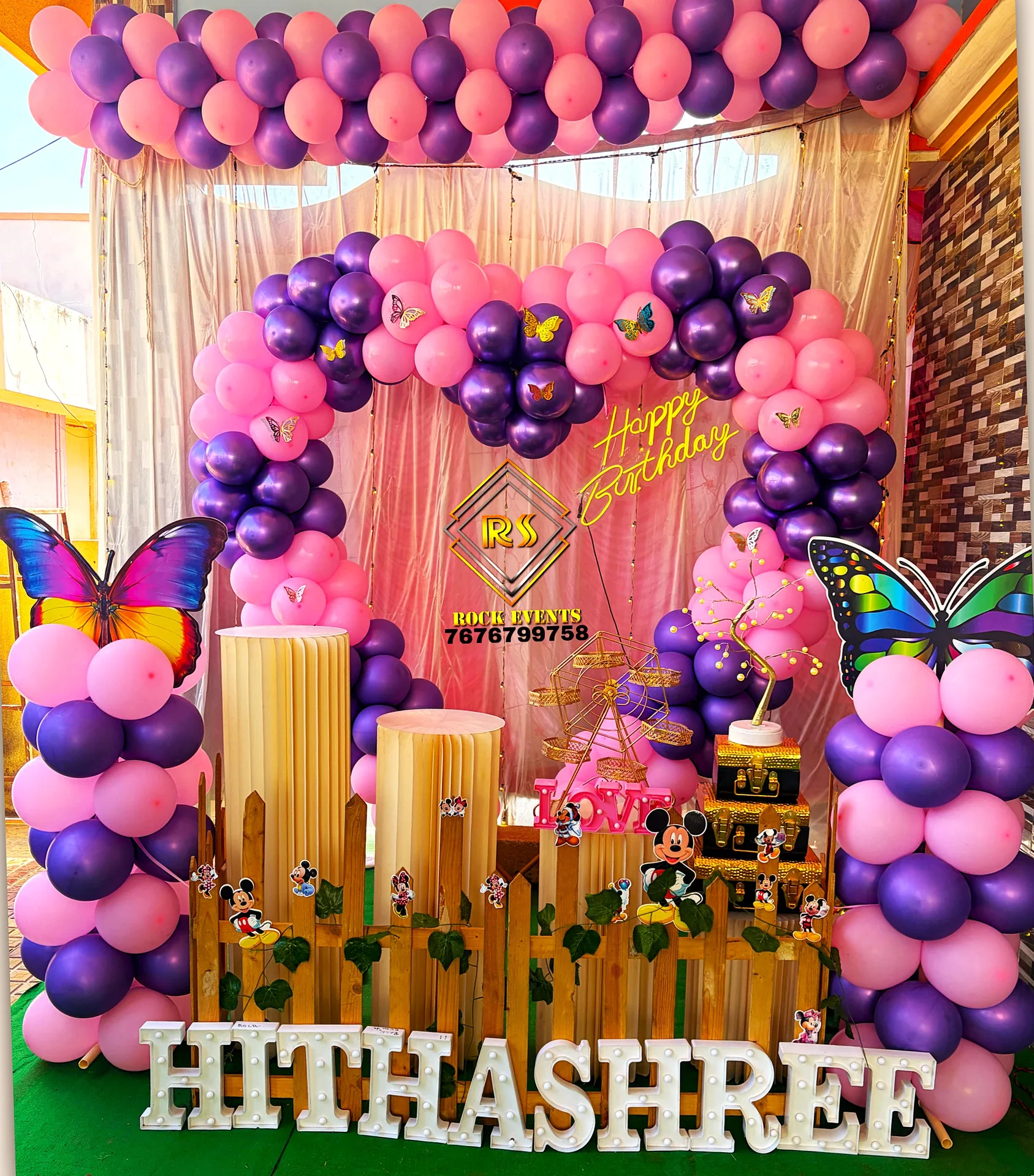 RS Rock Events romantic flower decoration setup