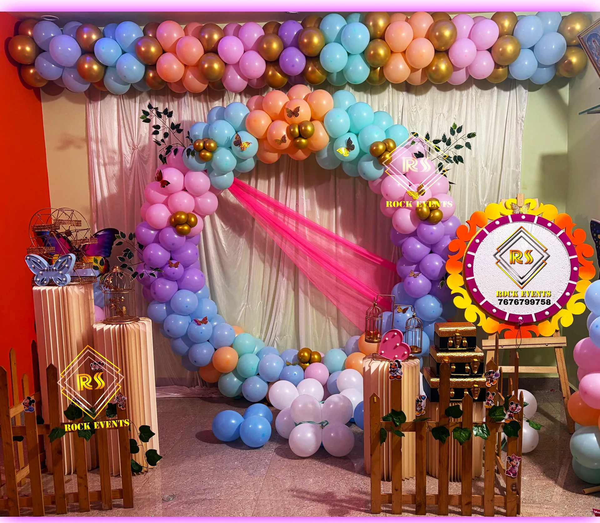 RS Rock Events grand balloon and flower display